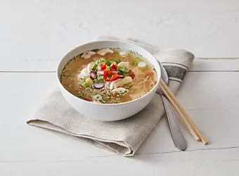 Asijská polévka se zázvorem a koriandrem